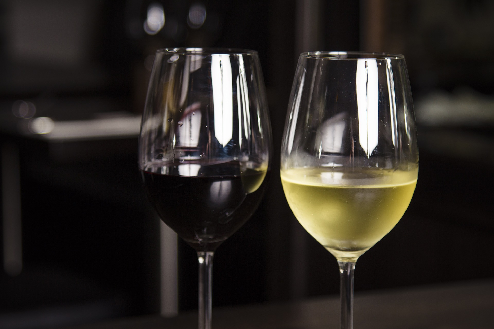 come conservare una bottiglia di vino aperta
