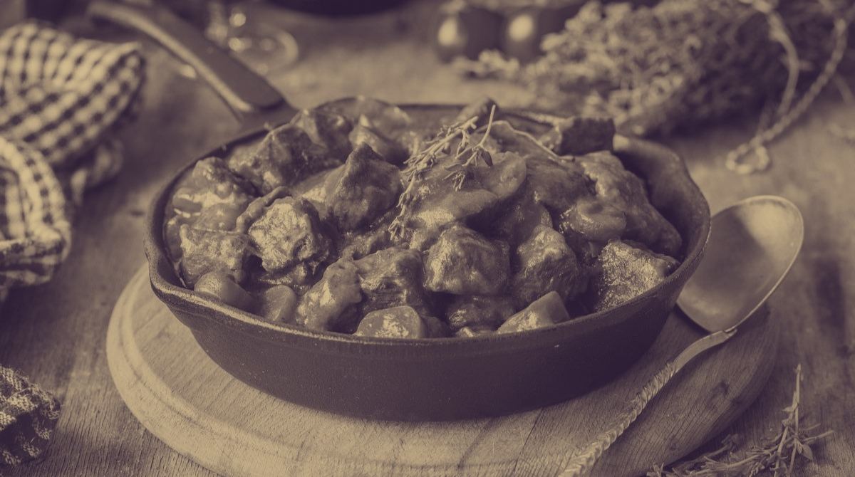 spezzatino con cipolle rosse